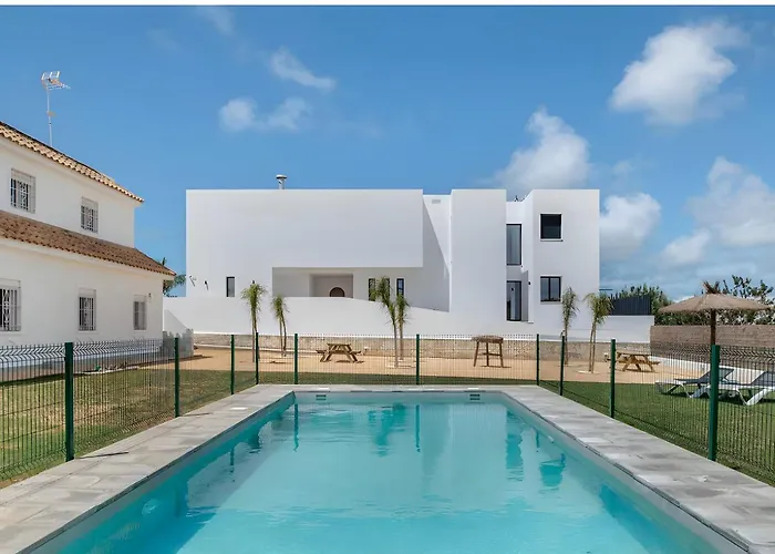Con Piscina Compartida A 2 Km De Playa Conil de la Frontera