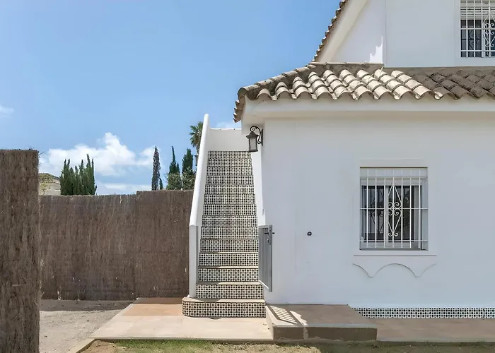 Con Piscina Compartida A 2 Km De Playa Conil de la Frontera