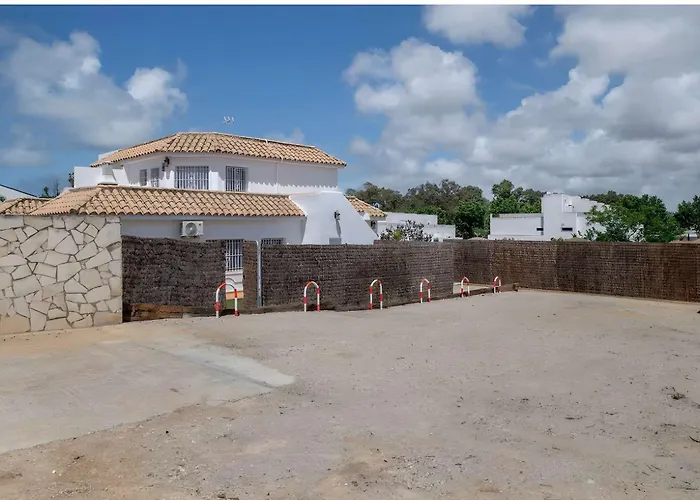 Con Piscina Compartida A 2 Km De Playa Apartman