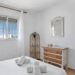 Con Piscina Compartida A 2 Km De Playa *