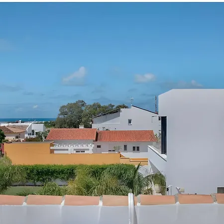 아파트 Con Piscina Compartida A 2 Km De Playa